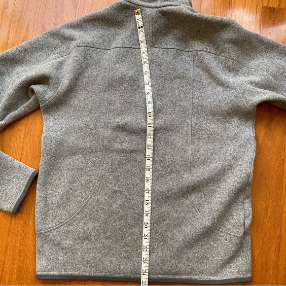 Patagonia half zip sweater - Picture 4 of 9